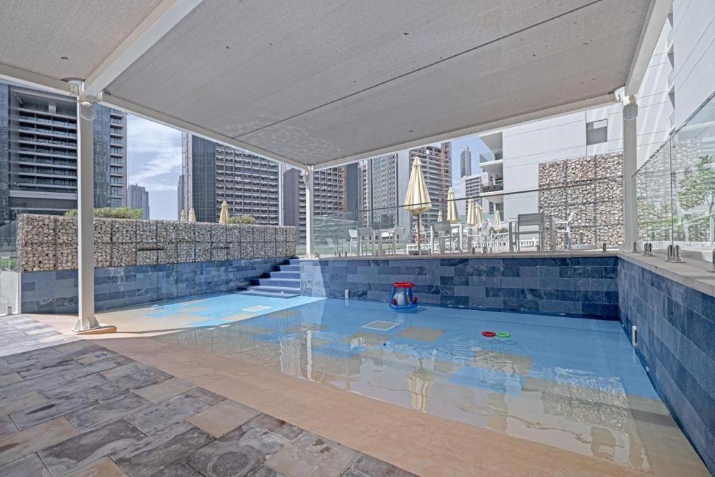 Alluring 1 Bd Apartment In Business Bay With Burj Khalifa View Dubai Luaran gambar